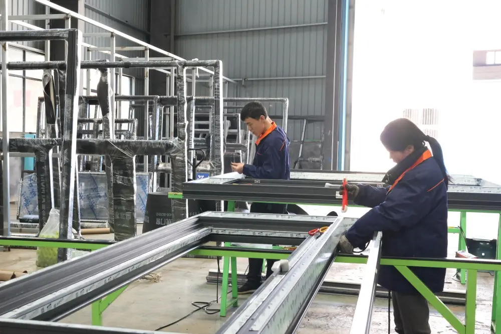 Factory Tour (4)